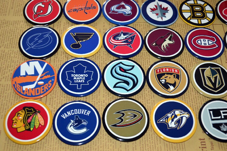 义乌世界杯订单生产冲刺:2026美加墨世界杯周边产品出口增长明显(图1)