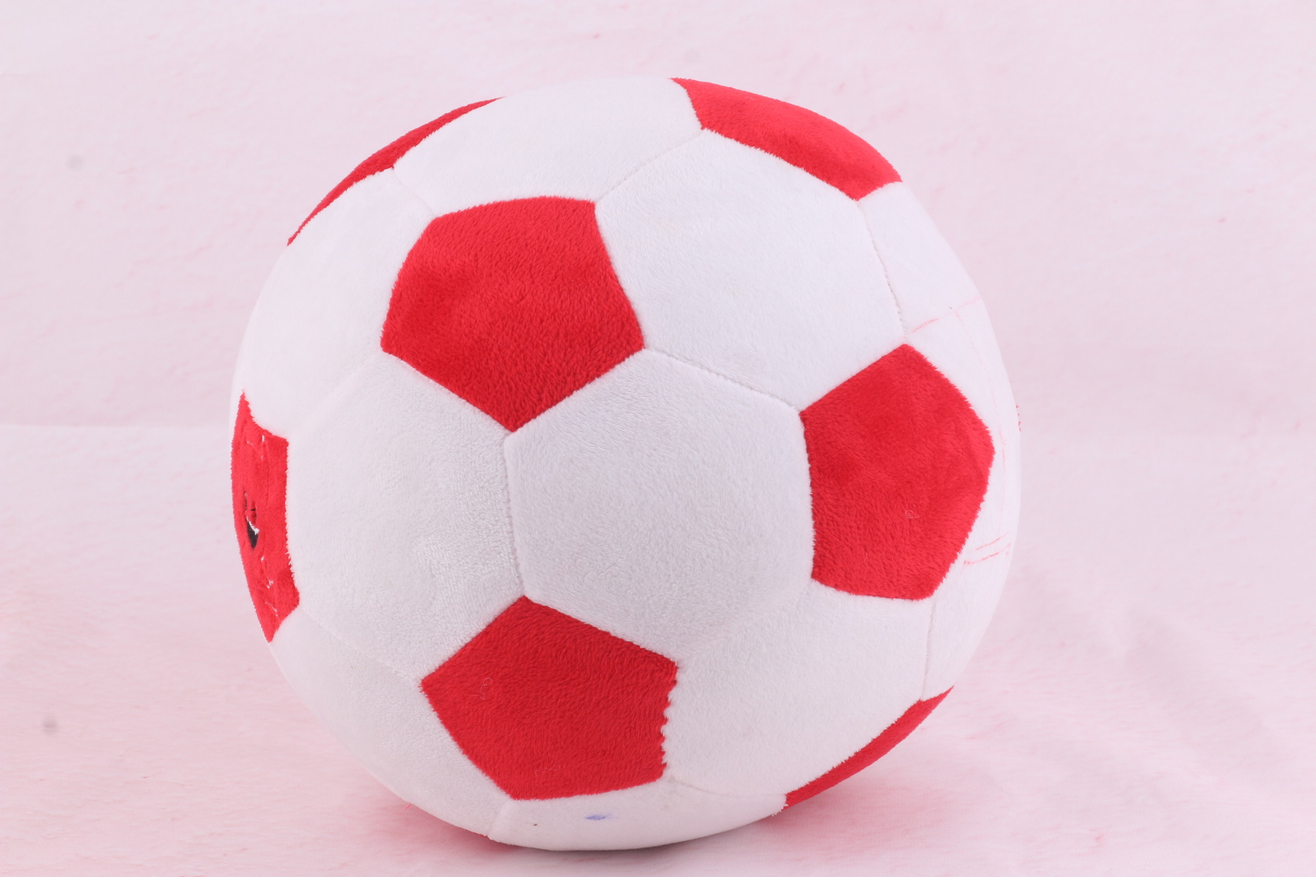 昔日豪门广西平果倒了湖北青年星笑了中国足球的递补游戏(图1)