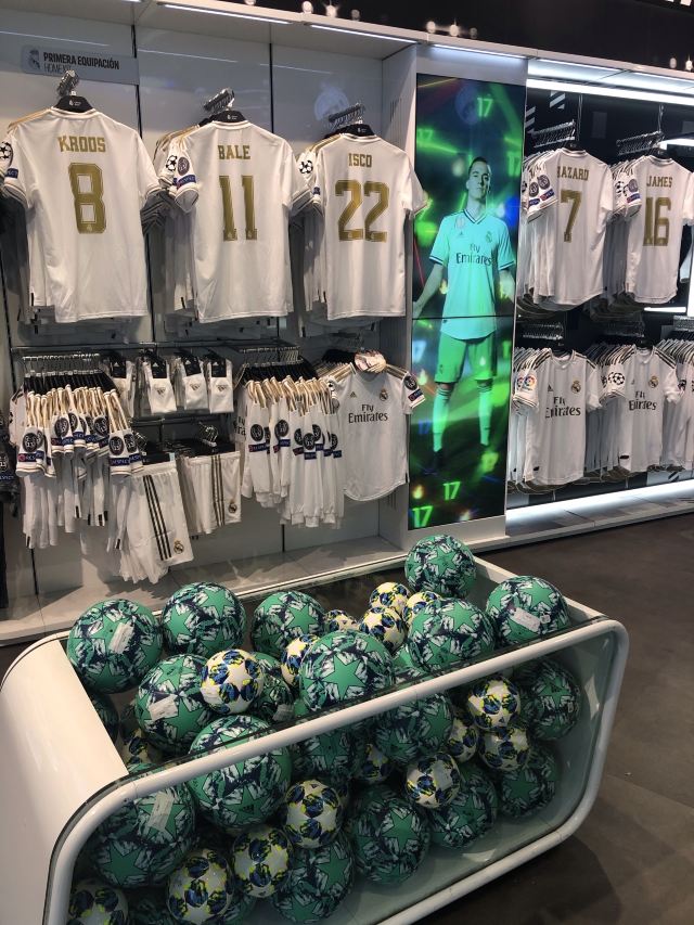 川超联赛乐山队铁粉套票首发！专属装备助力第十二人助威全场！(图1)