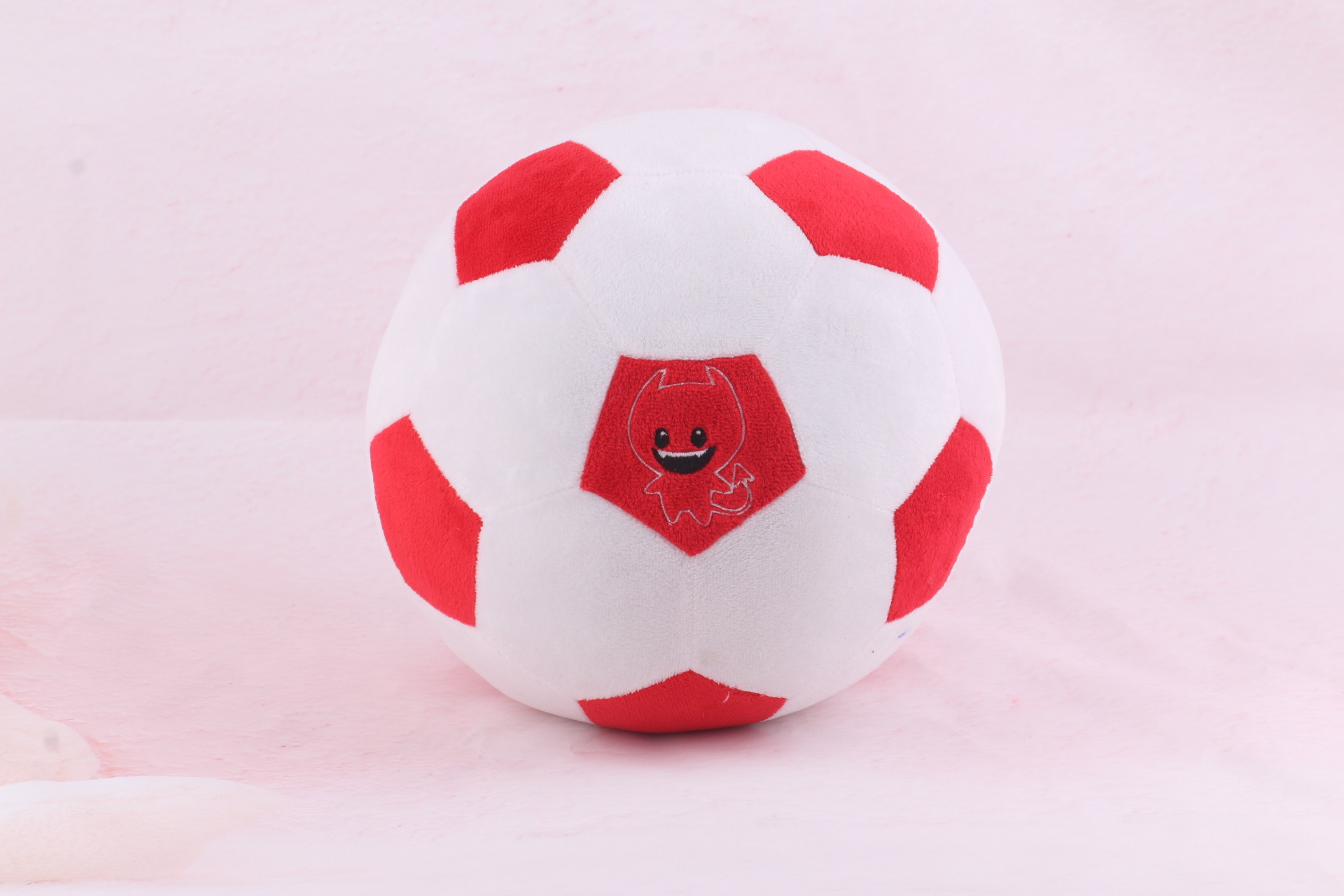 “比中彩票还难！”11万人疯抢常州(图1)