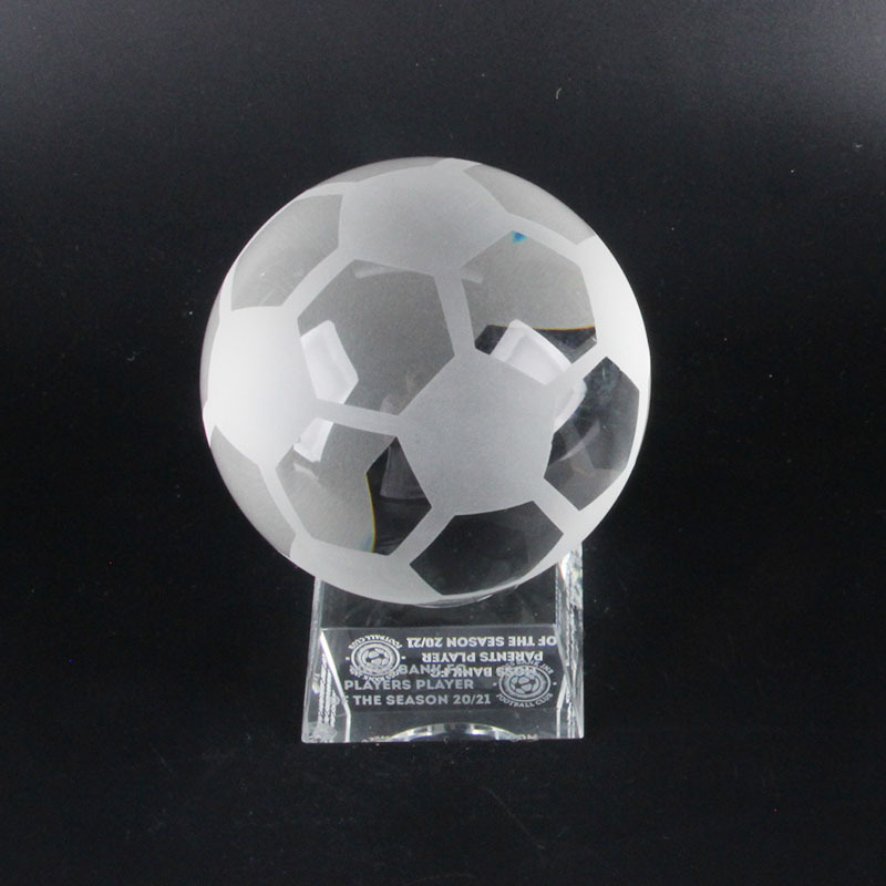 足球搭台消费唱戏“东北超”释放新动能(图1)