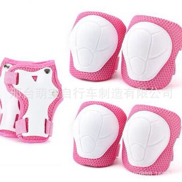 浙江温州男子滑旱冰摔倒去世年仅31岁医生提醒：轮滑时务必佩戴护具！(图1)